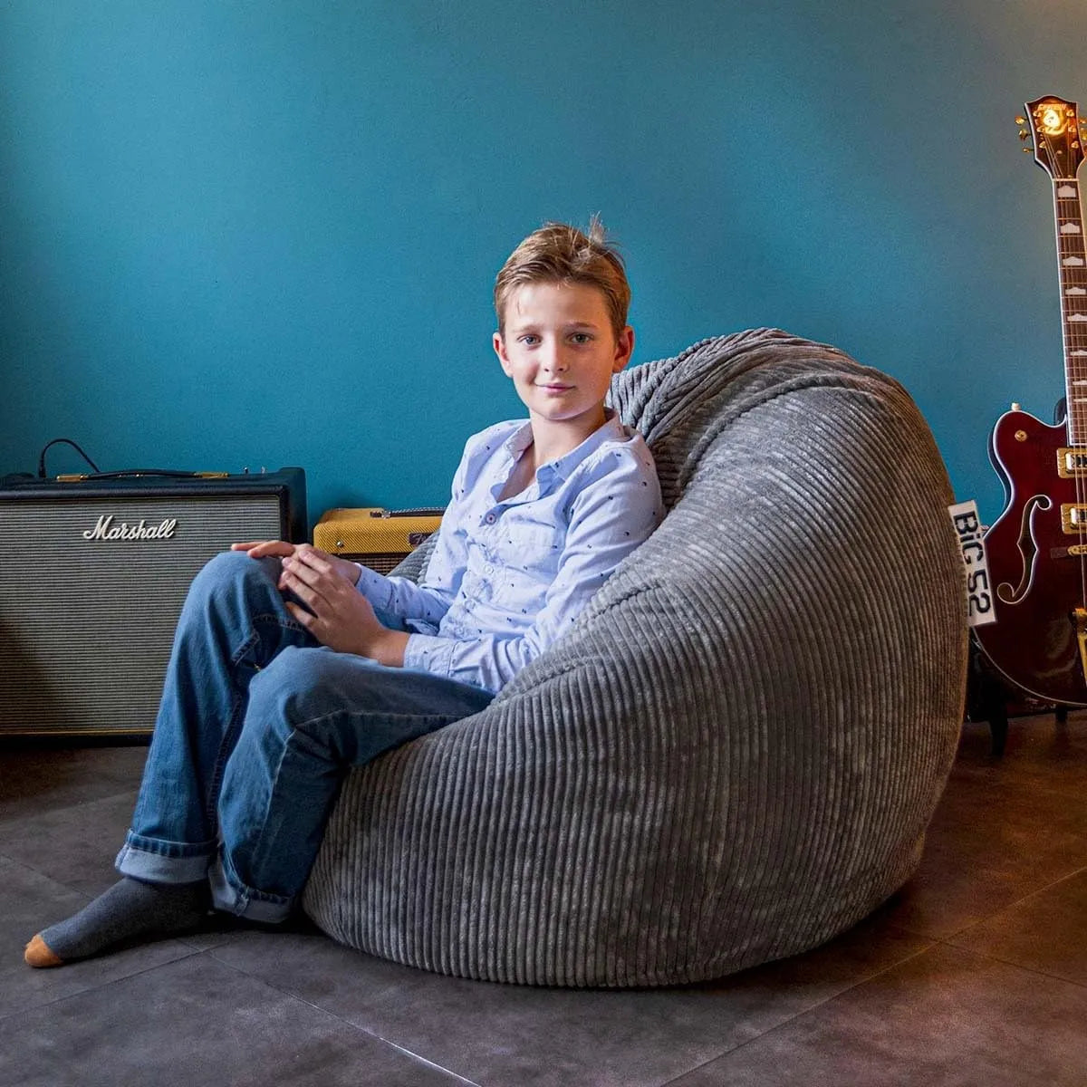 Pouf Poire Déhoussable avec Billes: BiG52, en velours côtelé, gris
