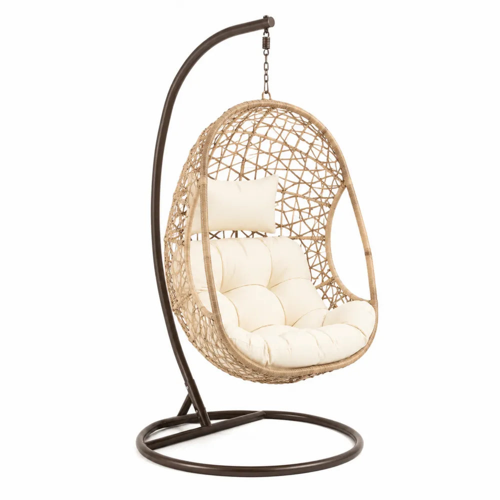 Fauteuil suspendu en rotin beige avec structure en métal